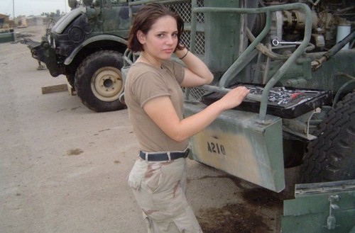 Most Attractive Female Armed Forces in the World. post thumbnail image